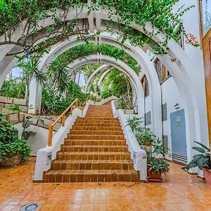 https://apt-centric-in-playa-fanabe.tenerifehoteles.net